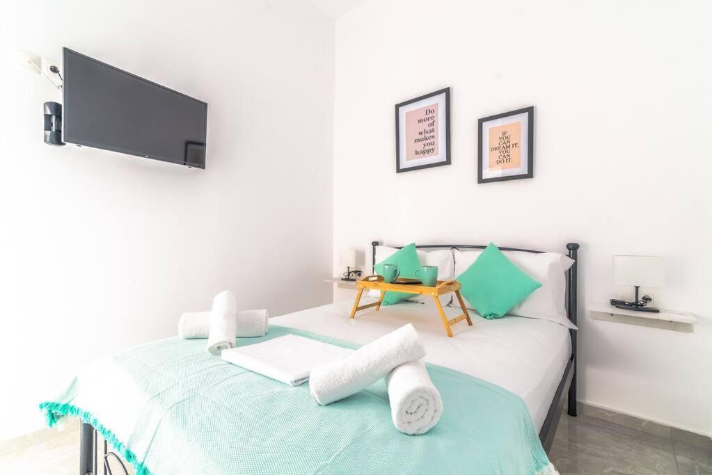 Modern & Stylish Flat For Friends & Couples Lägenhet Heraklion Exteriör bild