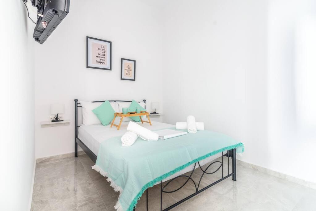 Modern & Stylish Flat For Friends & Couples Lägenhet Heraklion Exteriör bild