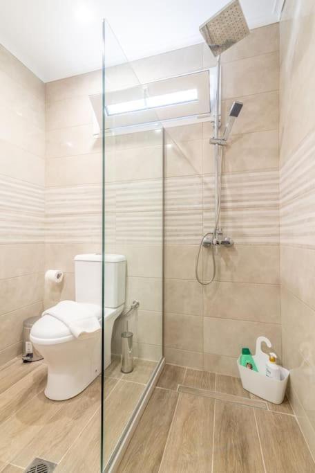 Modern & Stylish Flat For Friends & Couples Lägenhet Heraklion Exteriör bild